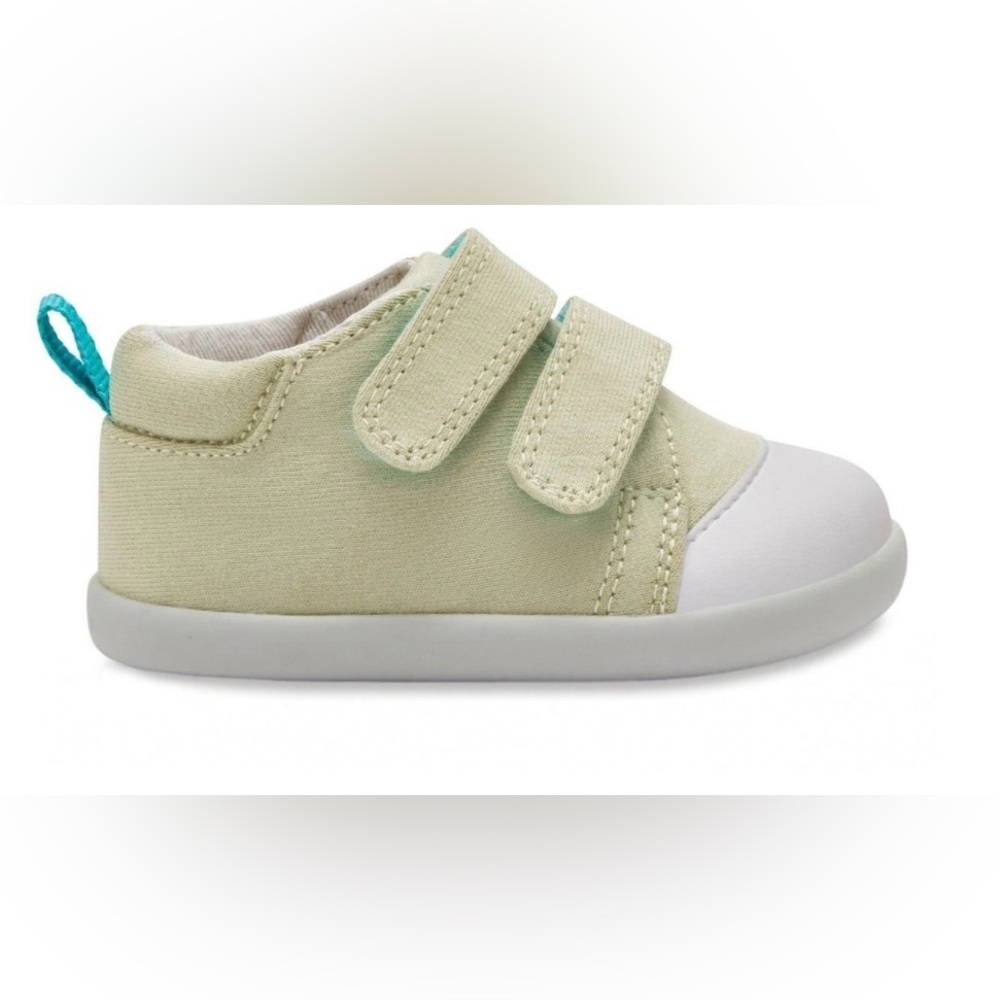 New in box First Walkers Shoes for Baby’s and Toddlers. TEN LITTLE. Size 4.5.